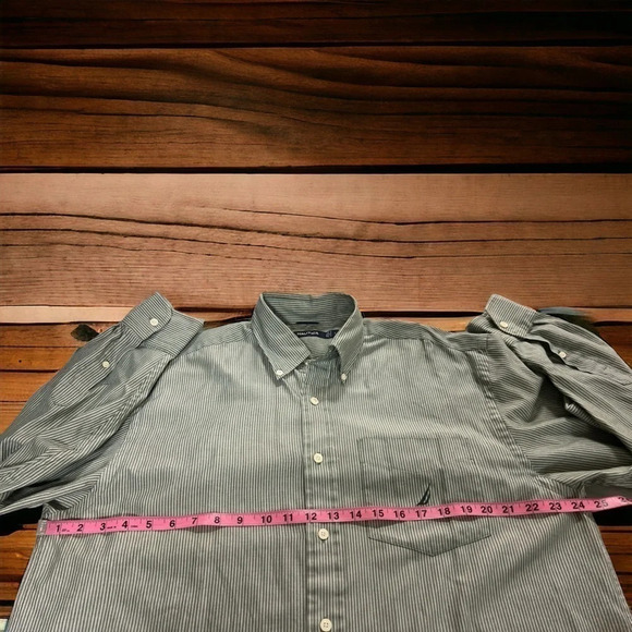 Nautica Long Sleeve Dress/Casual Shirt - Picture 11 of 11